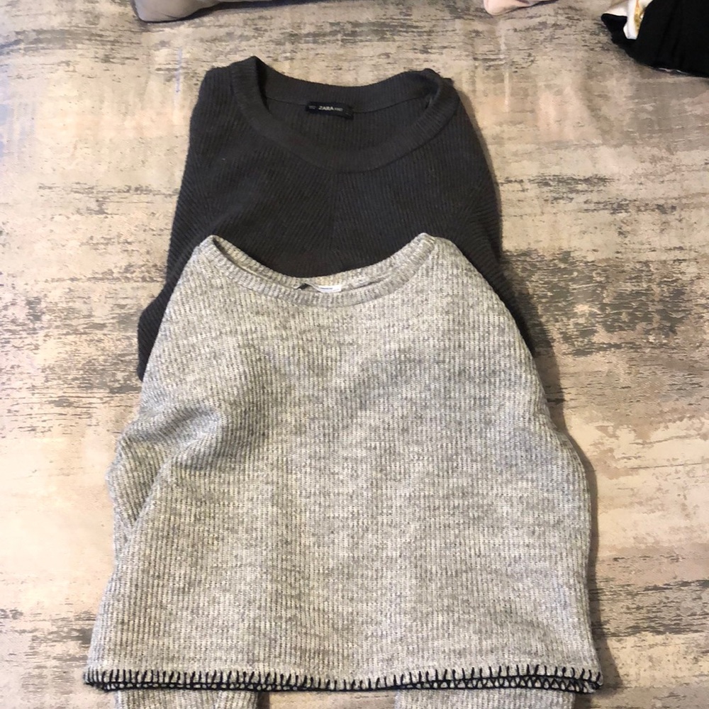 Zara sweaters 10$ for both
